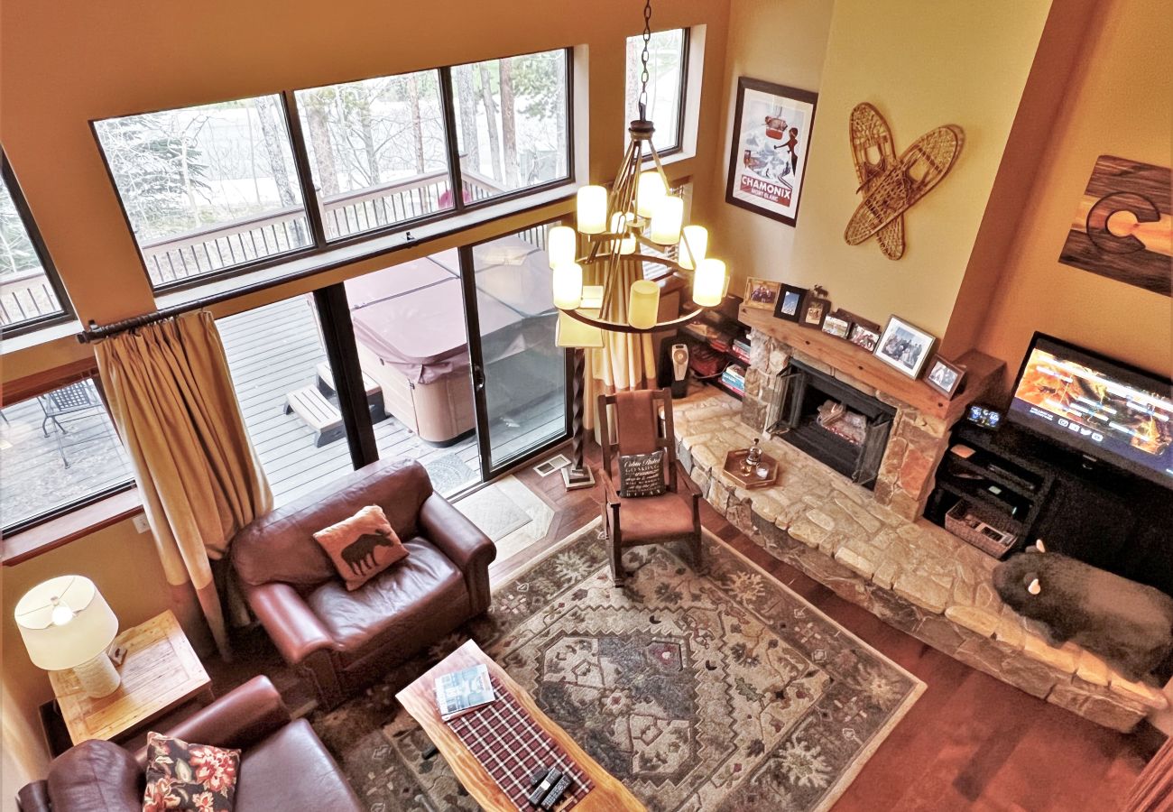 Condominium in Breckenridge - Walk to Lift + Historic Breck, Private Hot Tub