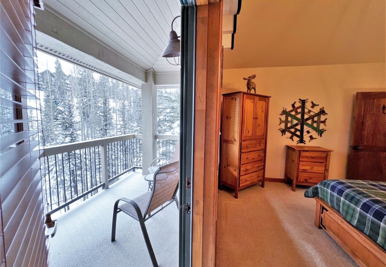 Condominium in Breckenridge -  Ski In-Out, HT, Pool, Sauna, Walk to Breck