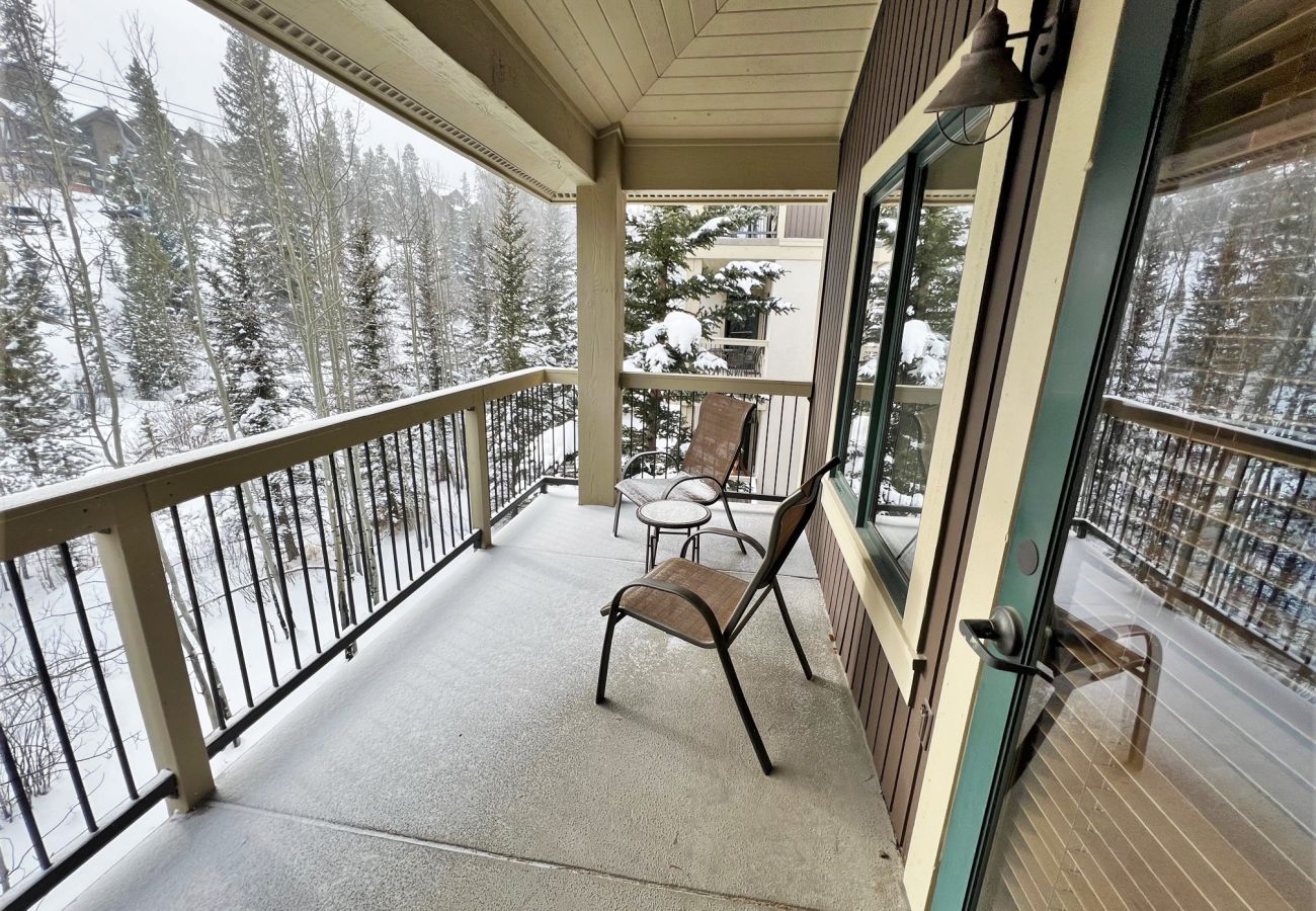 Condominium in Breckenridge -  Ski In-Out, HT, Pool, Sauna, Walk to Breck