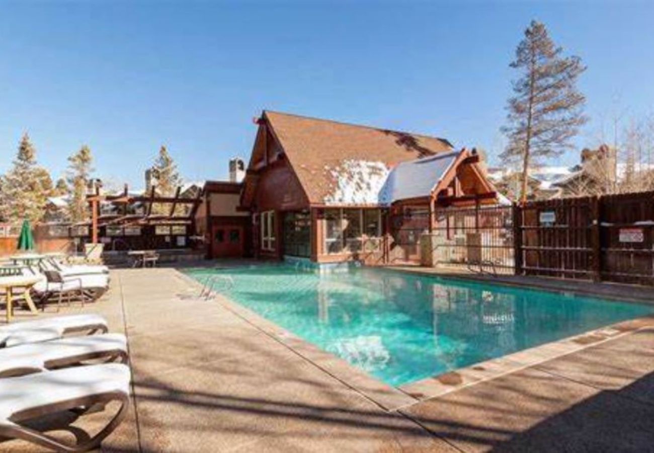 Condominium in Breckenridge - Near Snow Flake Lift+Main St Breck Pool + Hot Tubs