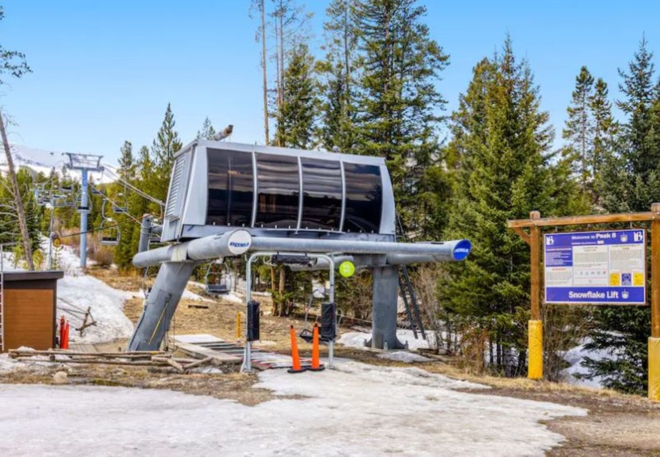 Townhouse in Breckenridge - Near Main St. Breck Snowflake Lift, Pool Hot tubs