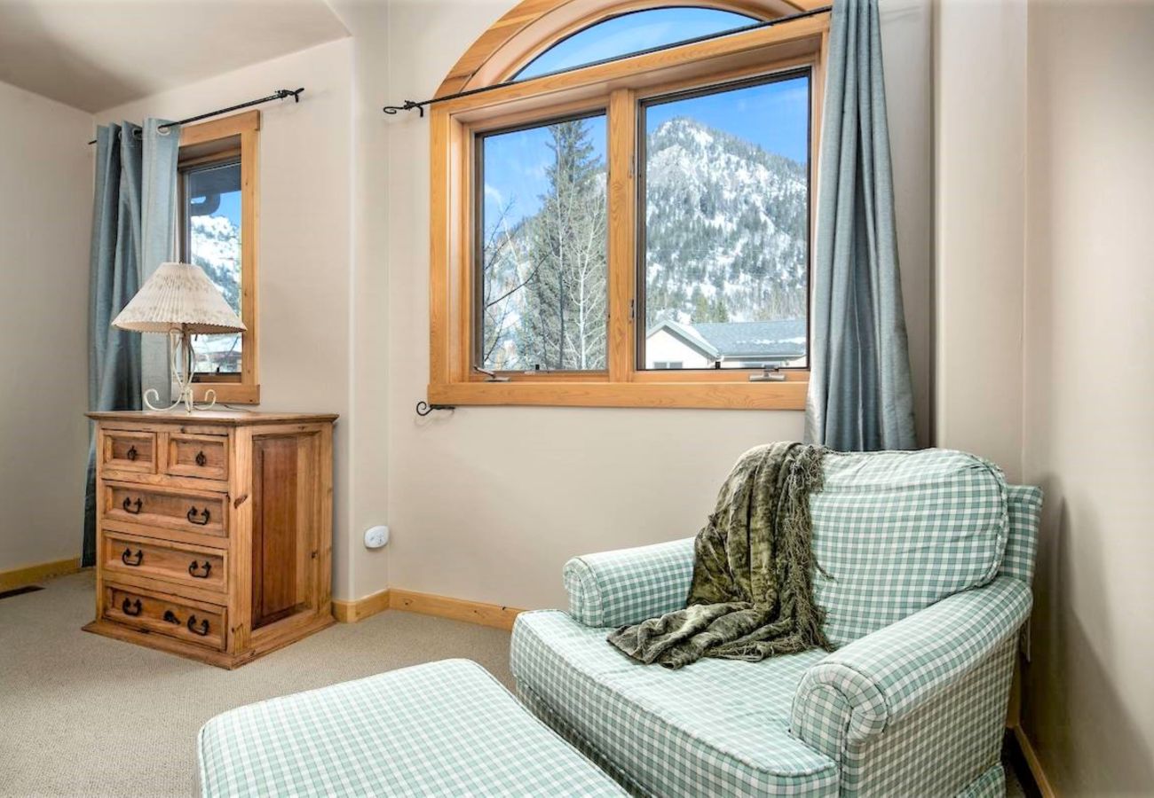 Townhouse in Frisco - Near Main St Frisco Lake+ 5 Ski Resorts, Festivals 