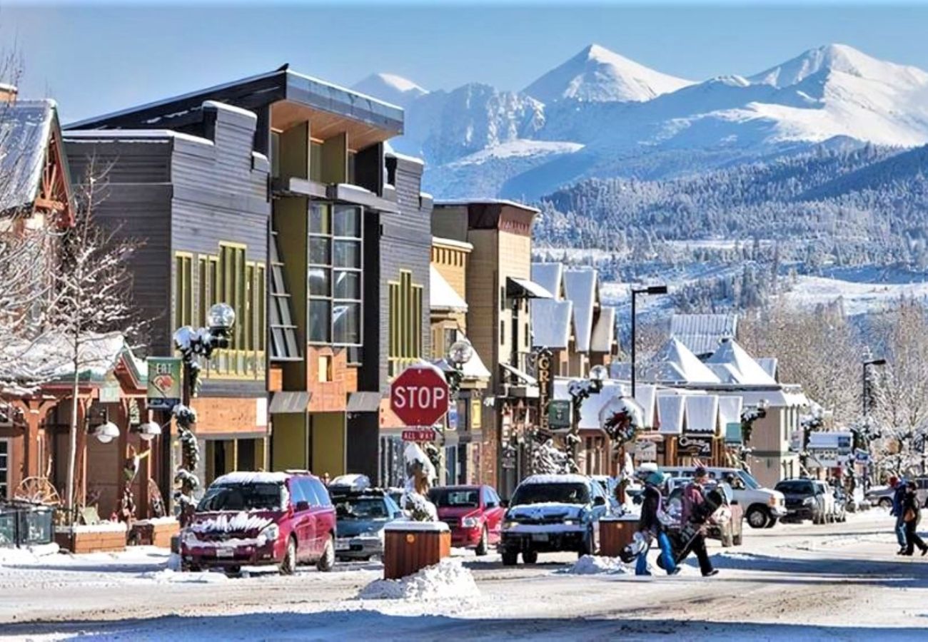 Townhouse in Frisco - Near Main St Frisco Lake+ 5 Ski Resorts, Festivals 