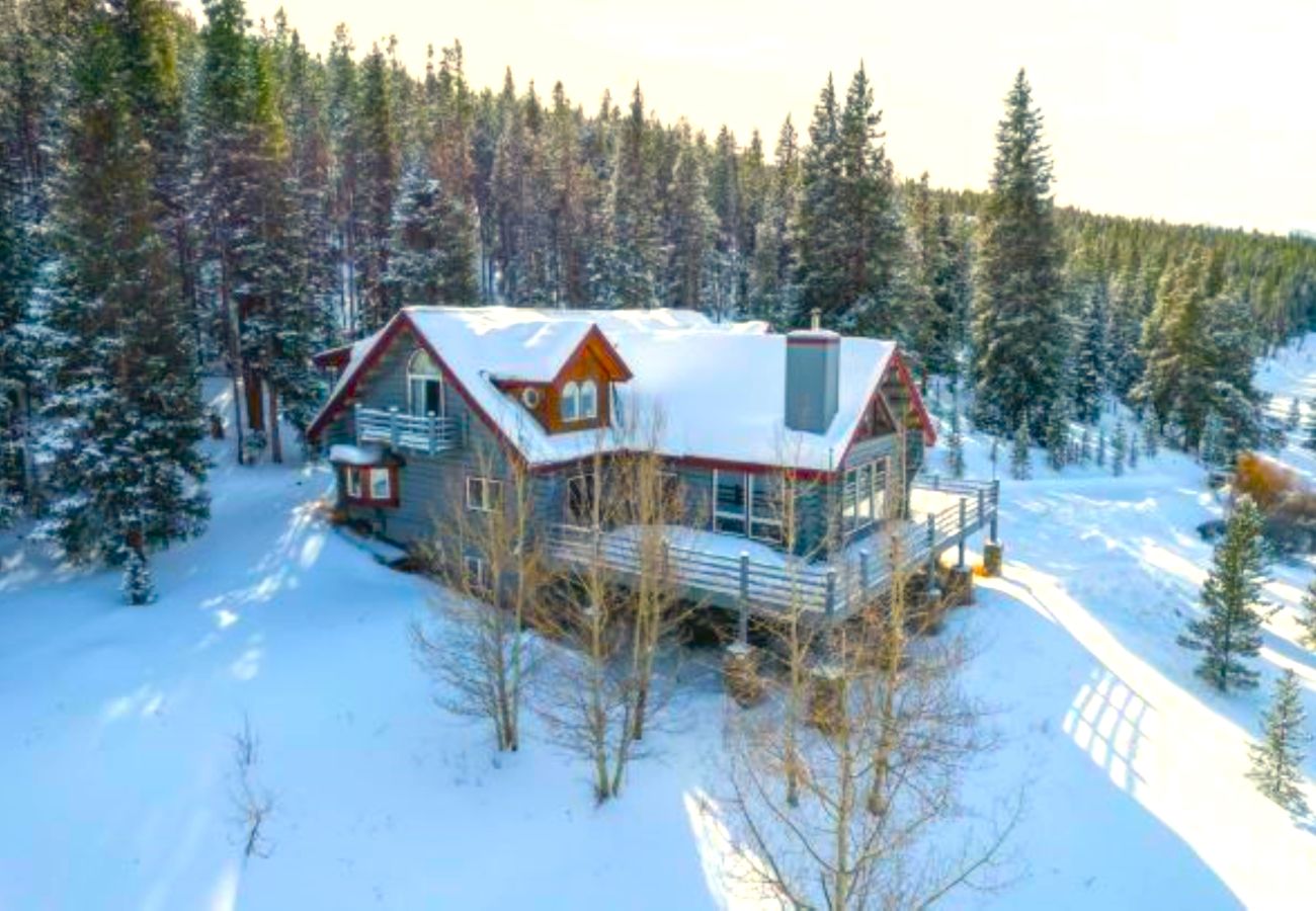 Cabin in Breckenridge - Log Home WOW Mtn. Views Log Stove 10 min. to Breck